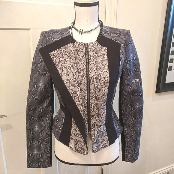 BCBGMAXAZRIA Moto Jacket in snakeskin pattern - Picture 7 of 8